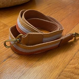 Madewell wavy bag strap
